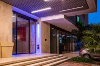 Holiday Inn Express CARTAGENA MANGA by IHG Hotel di 