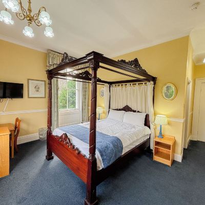 Superior Double Room The Hand Hotel Promo Code