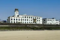 Hotel De Zeevaartschool Hotele w: 