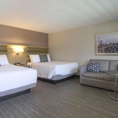 Queen Room GreenTree Pasadena Inn Los Angeles Promo Code