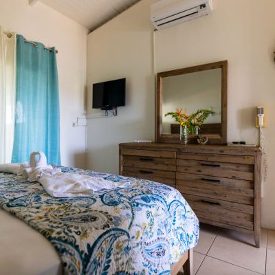 One-Bedroom Apartment Wave Crest Suites Promo Code