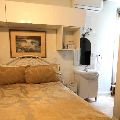 Small Room with Double Bed Manoir Sur le Cap Promo Code