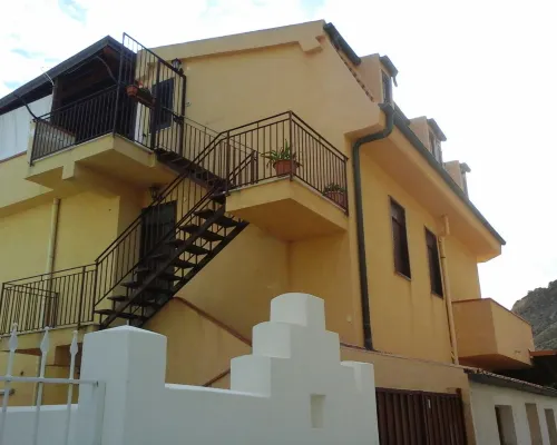 House Scala Dei Turchi Hotels in Realmonte