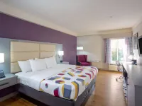 La Quinta Inn & Suites by Wyndham Mobile - Daphne Hotels in Daphne