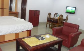 Hotel Durga - Housity