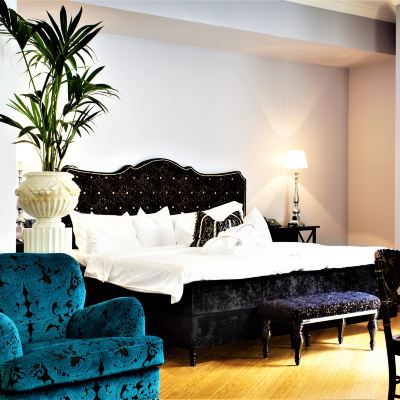 Large Premium  Room Dorsia Hotel & Restaurant Promo Code