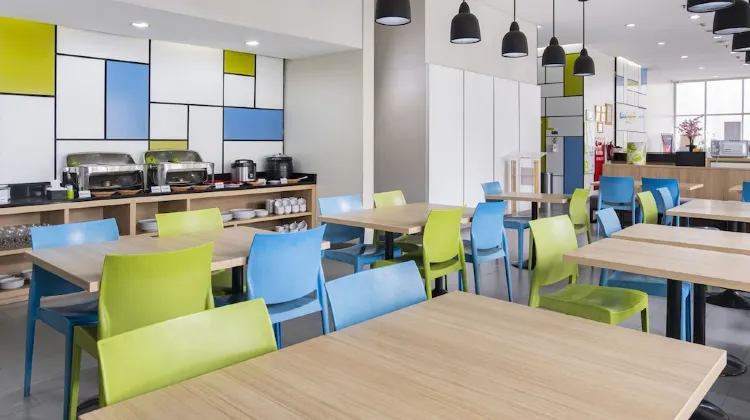 Hotel Citradream Bandung 食事・レストラン