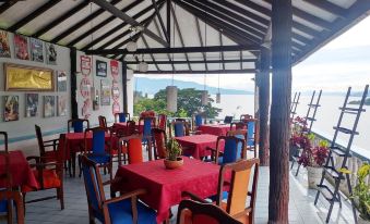 Parapat View Hotel