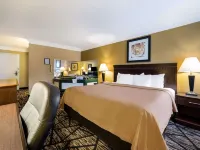 Quality Inn and Suites Fairgrounds - Syracuse Hotels in Geddes