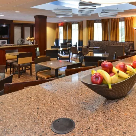 Hampton Inn Fishkill Отели в г. Фишкилл