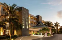 Spark by Hilton Sarasota Siesta Key Gateway