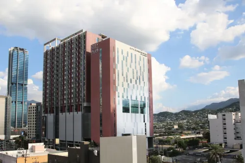 City Express Plus by Marriott Monterrey Centro