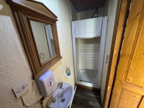 基本三人间 - 花园小屋