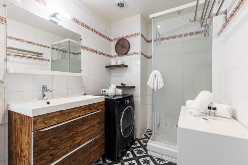 Cocoon Beach Central Proche Mer Apartment with Terrace