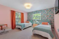 New - Beach House Minutes to Anna Maria Island