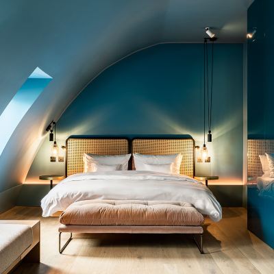 Deluxe Room Hotel Maximilian Promo Code