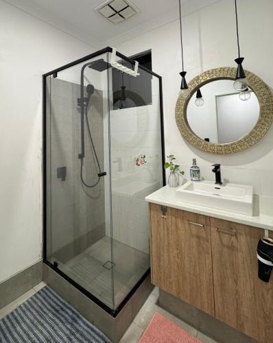 双人房（带公共浴室）