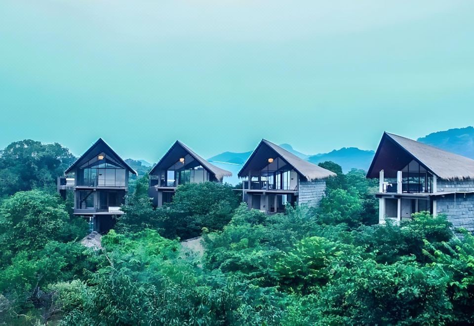 Aswadduma Hotel - Housity