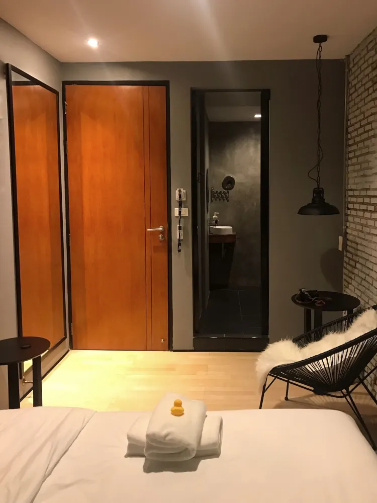 ห้องดีลักซ์พร้อมห้องน้ำส่วนตัว(เตียงใหญ่)