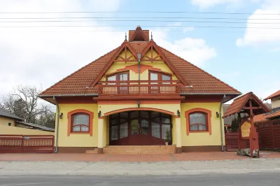 Nussbaum Panzió Hotel a 