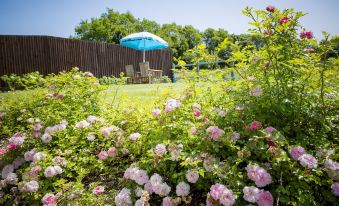 The Cricketers Clavering - Housity