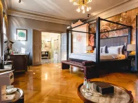 Grand Poet Hotel and Spa by Semarah Hôtels à : Riga