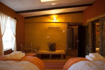 Hotel Mallku Cueva Hotele w: 