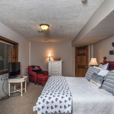 Four-Bedroom House Tranquility Promo Code