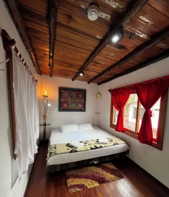 Lonesome George Ecolodge Hotels in 