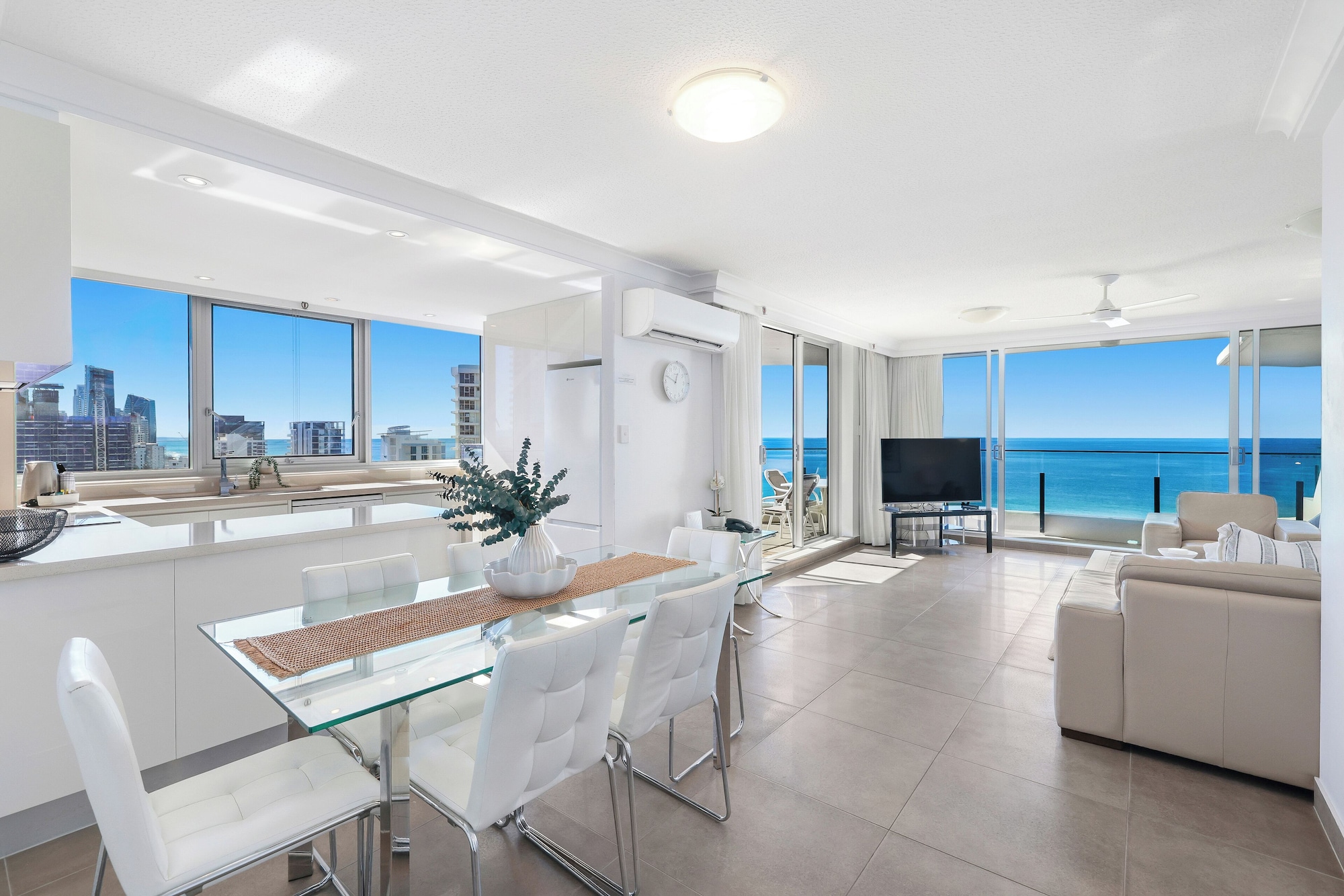 两卧室海景公寓