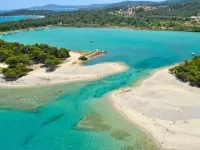 Akrogiali Exclusive Hotel (Adults Only) Hotels in Políkhronon