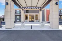 12 Oaks Hotel