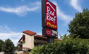 Red Roof Plus+ St Louis - Forest Park/ Hampton Ave
