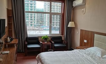 Yufeng Business Hotel