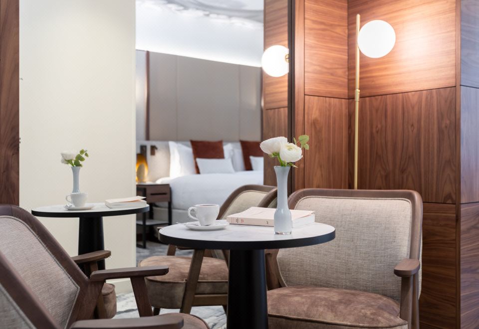 特大床小型套房