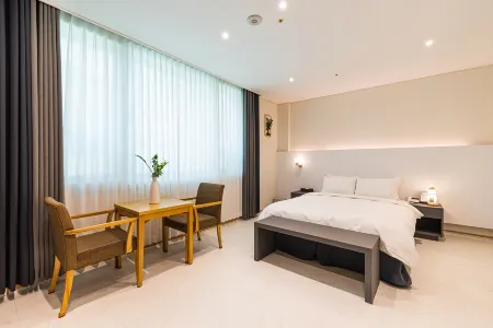 Yeosu Staythedelight Hotel