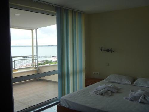 海景两卧室公寓