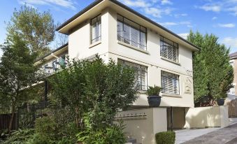 Ballantyne at Mosman - Serviced Apartments