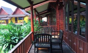River View Bungalows - Housity
