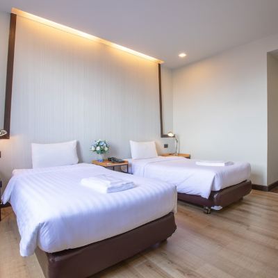 Superior Modern Room Twin Bed (City View) The Royal River Hotel Promo Code