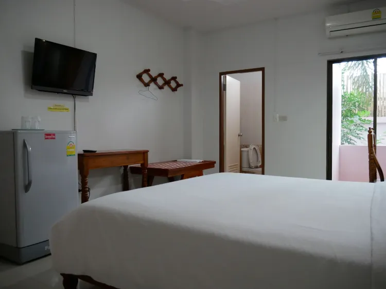 ห้องสแตนดาร์ด เตียงใหญ่ 1 เตียง