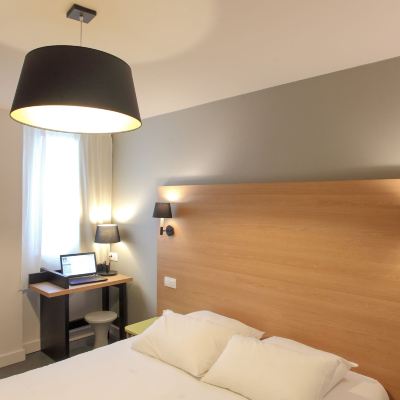 Privilege Double Room Hotel Reseda Promo Code
