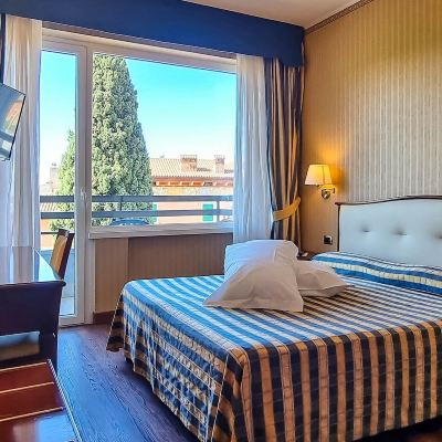 Camera Comfort Con Letto Matrimoniale O 2 Letti Singoli-Balcone Benaco Promo Code