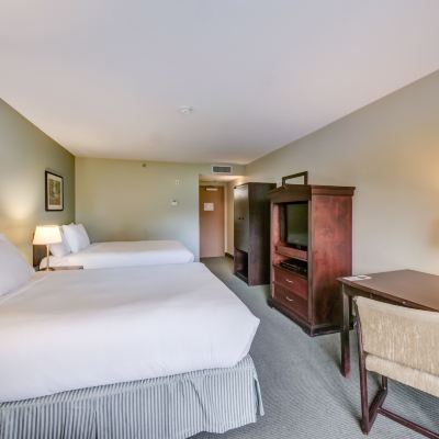 Deluxe Room 2 Queen Beds - Mountain View Harrison Lake Hotel Promo Code