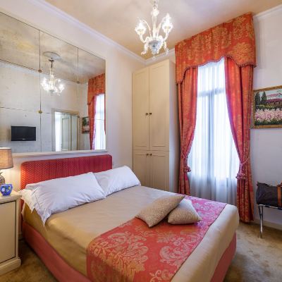 Economy Double Room Palazzo Odoni Promo Code