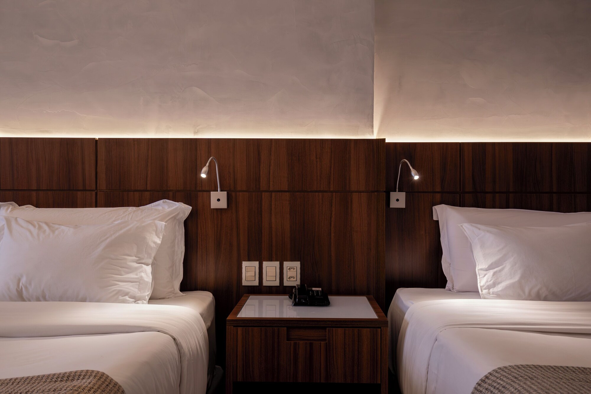 高级双人格兰类