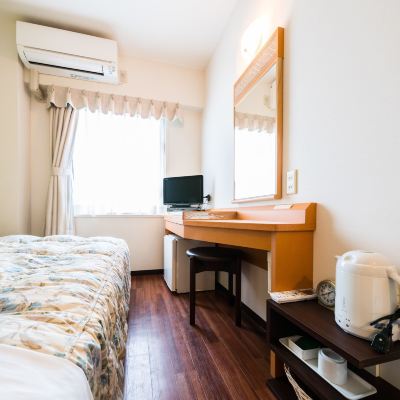 スタンダードシングルルーム(ダブル)(禁煙) スーパーホテル石垣島 クーポン