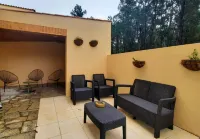 سميلينج بليسيز