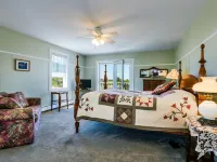 Payne's Harbor View Inn Hotels in Block Island