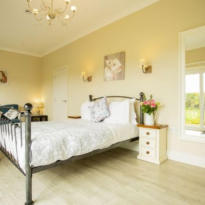 Superior Accessible Double Room Hillcroft Accommodation Promo Code